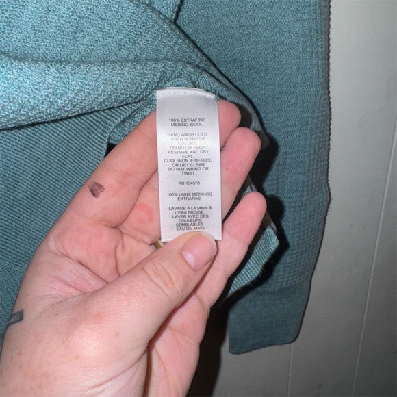 Vineyard Vines NWT XS Green Half Zip Merino Wool Sweater Pullover - Picture 4 of 6